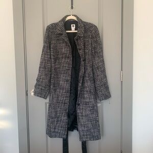 GAP Women’s Large Wool Coat - Black and White Checked Pattern